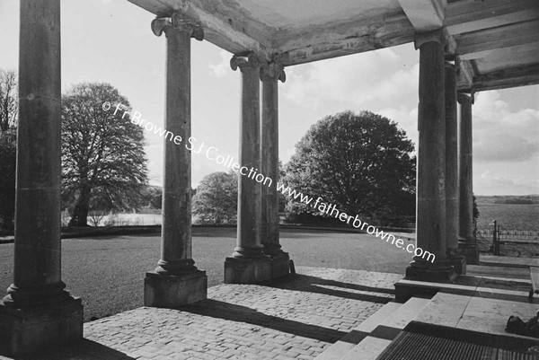 ROCKINGHAM HOUSE   THE PORCH